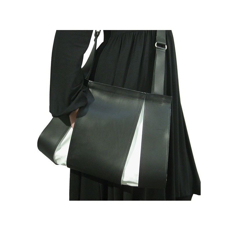 Maria Hees | Split bag black